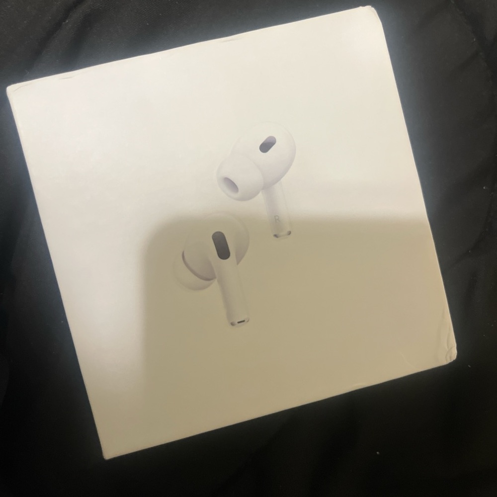 Apple AirPods Pro with White Finish